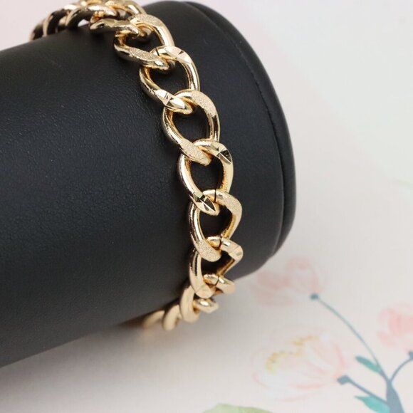 "Bold Textured Chain Rose Gold Bracelet in High Polish Finish, XPBL0993 - Picture 7 of 12